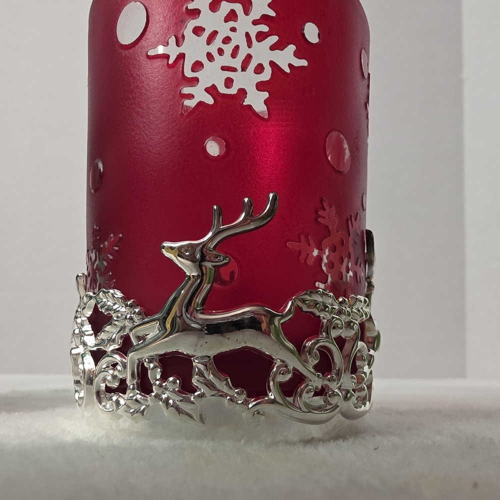 International Silversmiths Holiday Votive‎ Holder - Picture 2 of 16